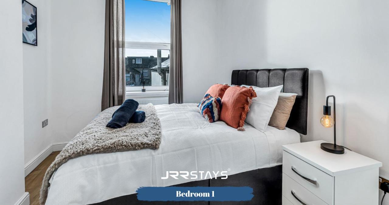 Cardiff Stylish 2 Bedroom Sleeps 6 Wi-Fi - Jrr Stays المظهر الخارجي الصورة