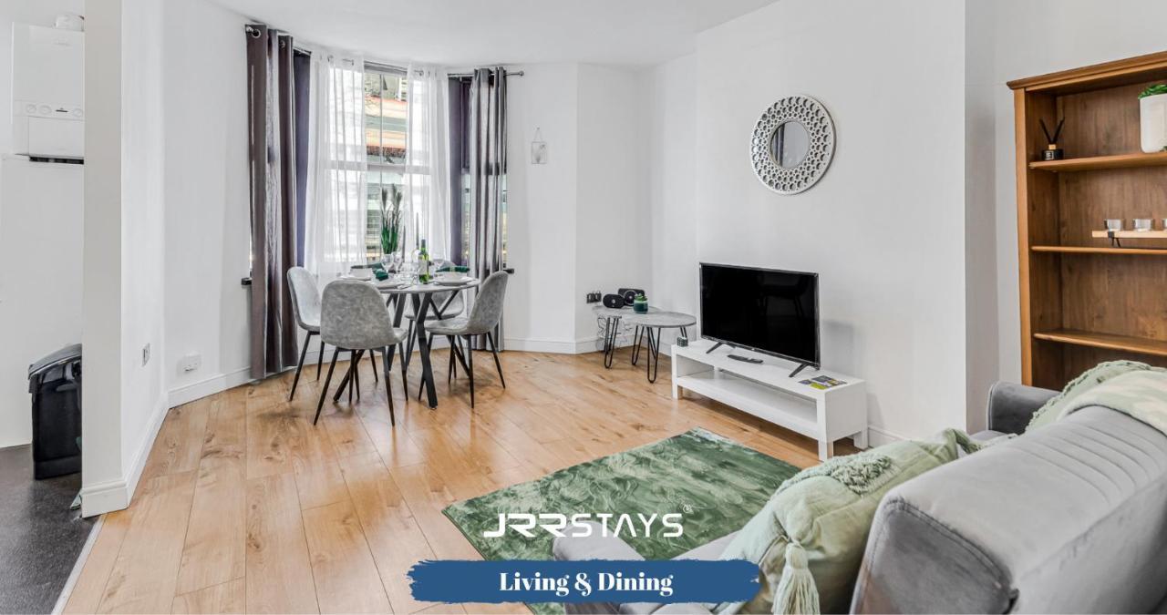 Cardiff Stylish 2 Bedroom Sleeps 6 Wi-Fi - Jrr Stays المظهر الخارجي الصورة