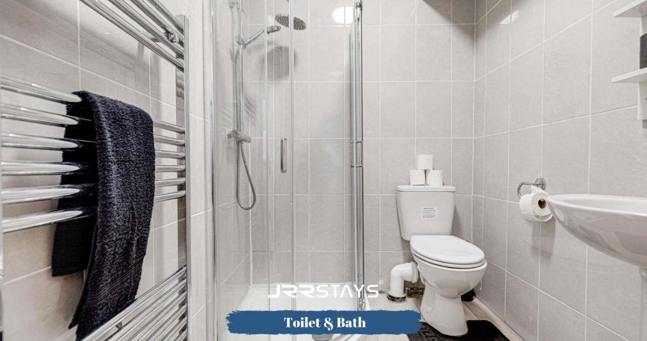 Cardiff Stylish 2 Bedroom Sleeps 6 Wi-Fi - Jrr Stays المظهر الخارجي الصورة